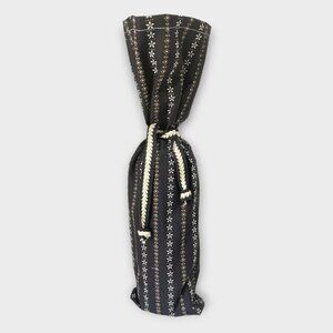 Dutch Heritage Bottle gift bag made from 'Jak' fabric